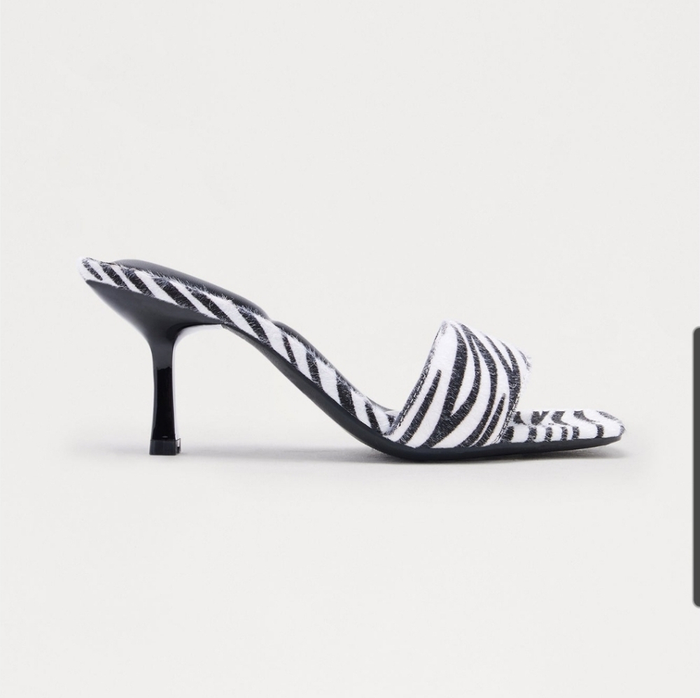 Zebra Heels